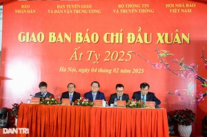 Báo chí cần khơi dậy lòng yêu nước, tự hào dân tộc